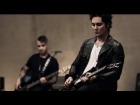 V�deo: Avenged Sevenfold - So Far Away [Music Video]